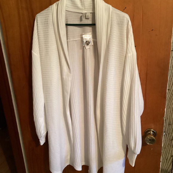 Cato’s ladies white textured open Cardigan, size XL, NWT - Picture 1 of 11